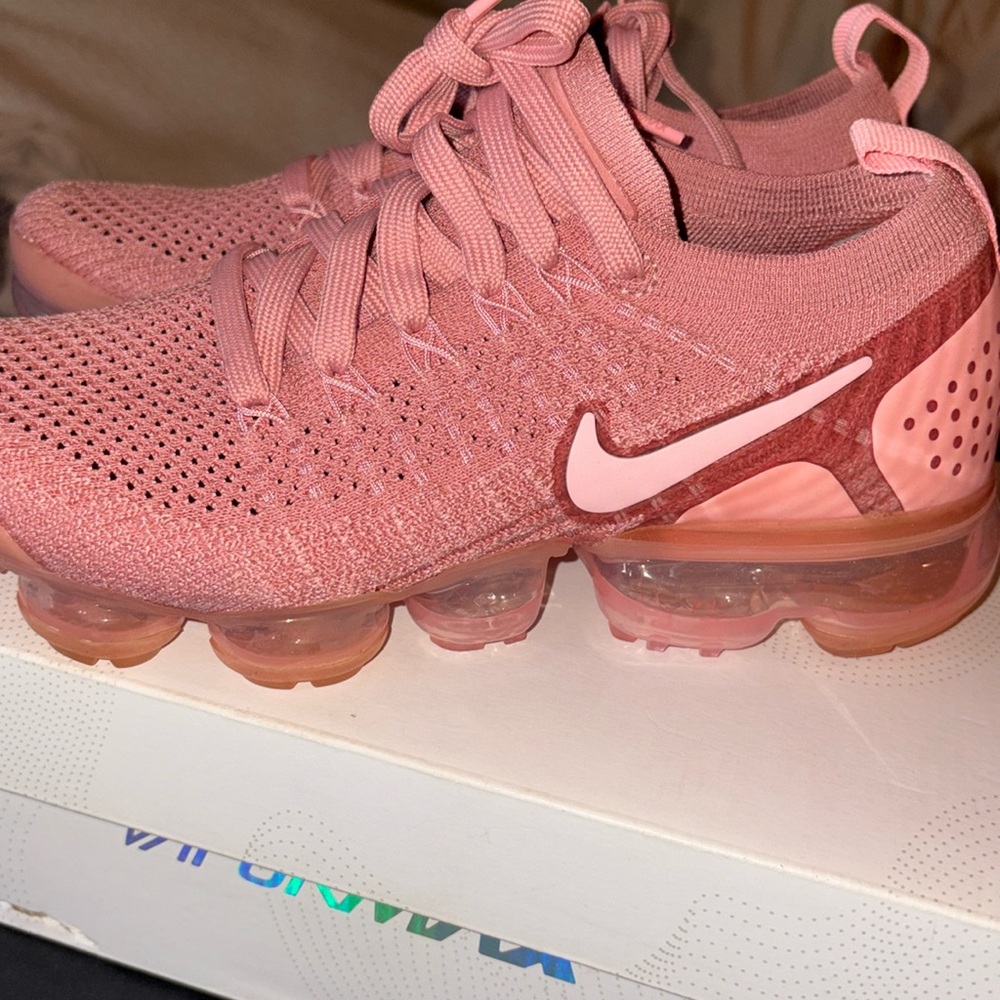 Nike vapormax fly knit 2 color pink size 7 women